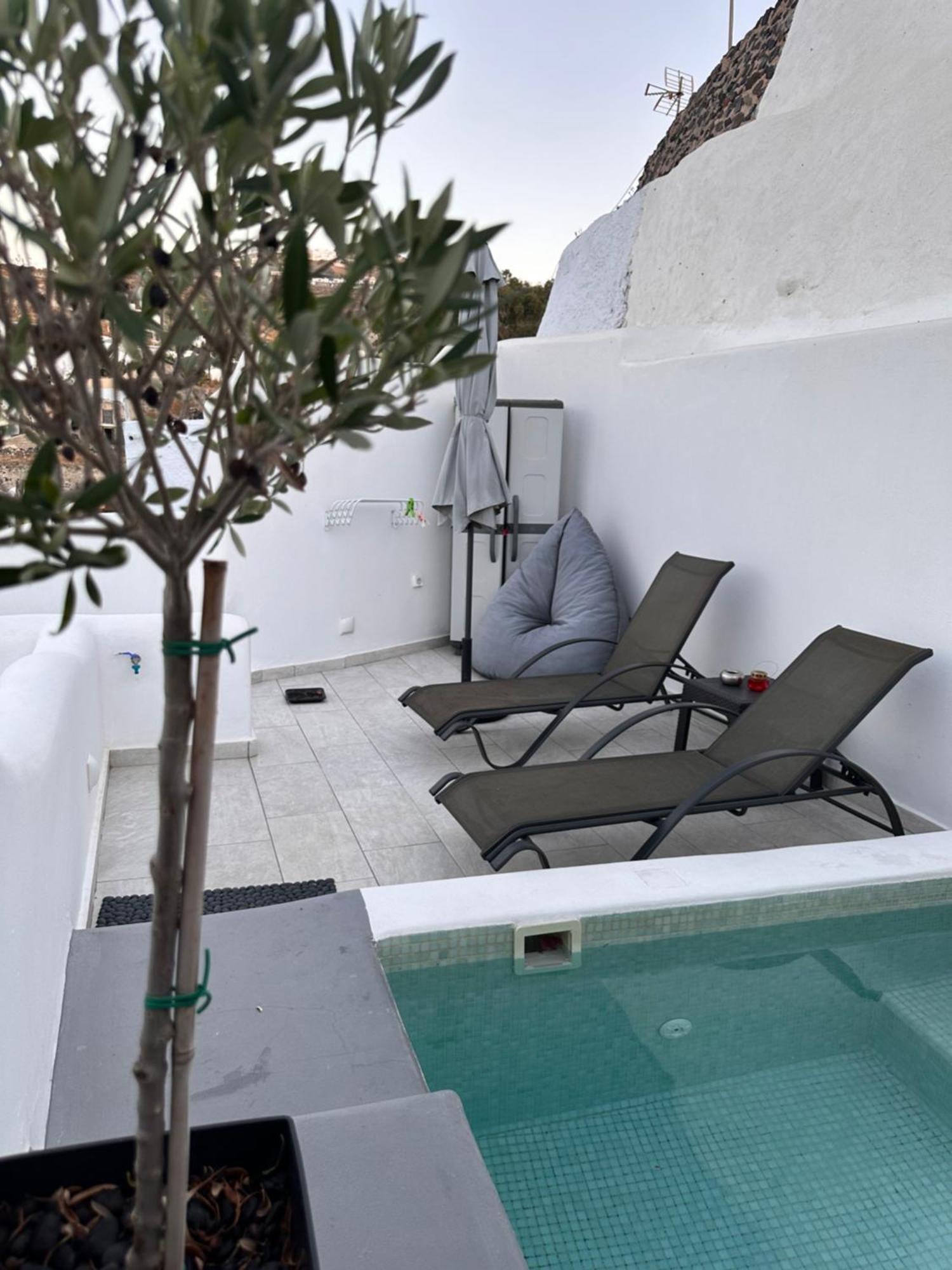 Avenoir 1Bedroom Luxury Cave Villa Vóthon Extérieur photo